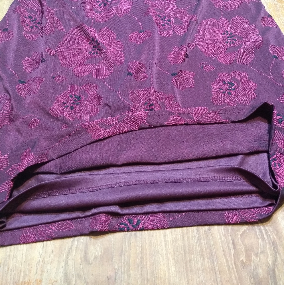 NWOT Le Chateau Size Large Purple Cold Shoulder Bodycon Dress or Tunic S… - Picture 8 of 10